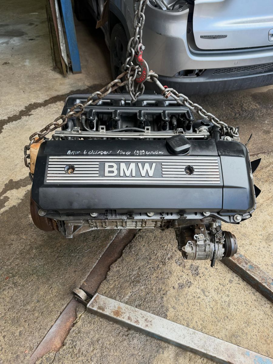 Motor BMW 323I 6 Cilindros 1999 Gasolina 170cv — foto 1 da unidade real em estoque